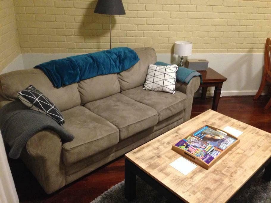 Affordable & Comfortable Apartment On Langley Park Perth Luaran gambar
